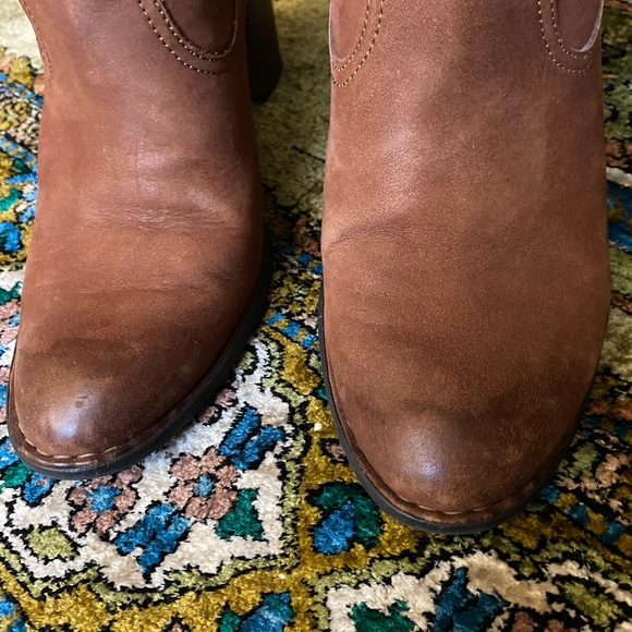 Aravon Born Crown W 21734 Rum Saddle brown boots - Picture 2 of 9